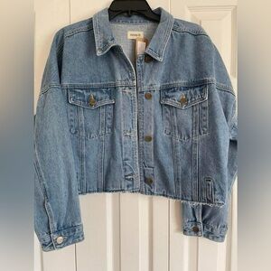 NWT mono b Emerson Cropped Denim Jacket size L